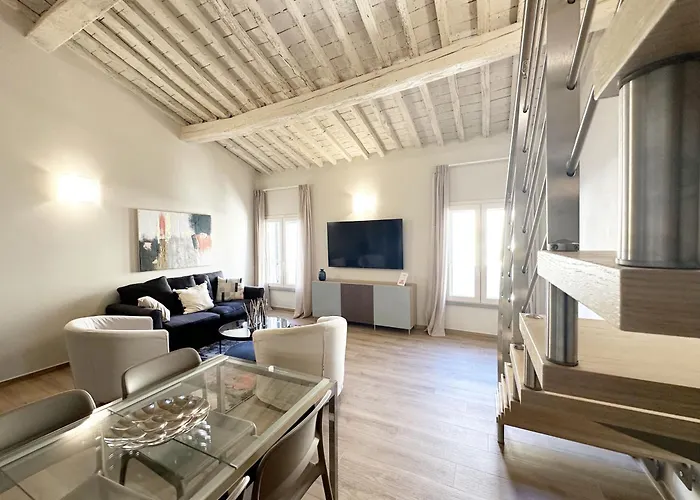 Casa Lore * Pontedera